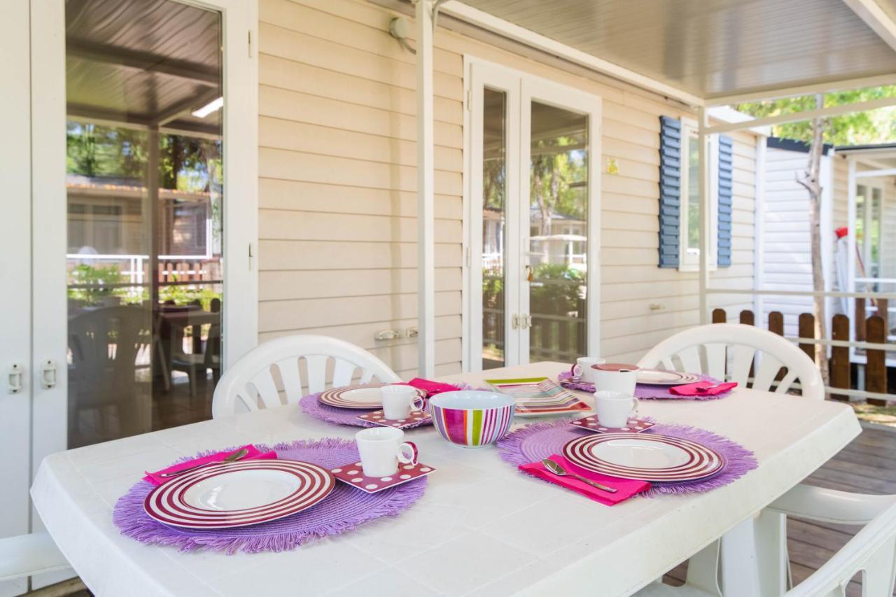 Camping Le Palme Marina Di Bibbona Buitenkant foto