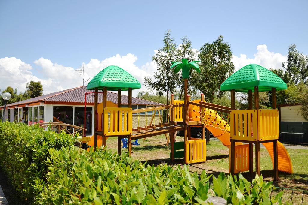 Camping Le Palme Marina Di Bibbona Buitenkant foto